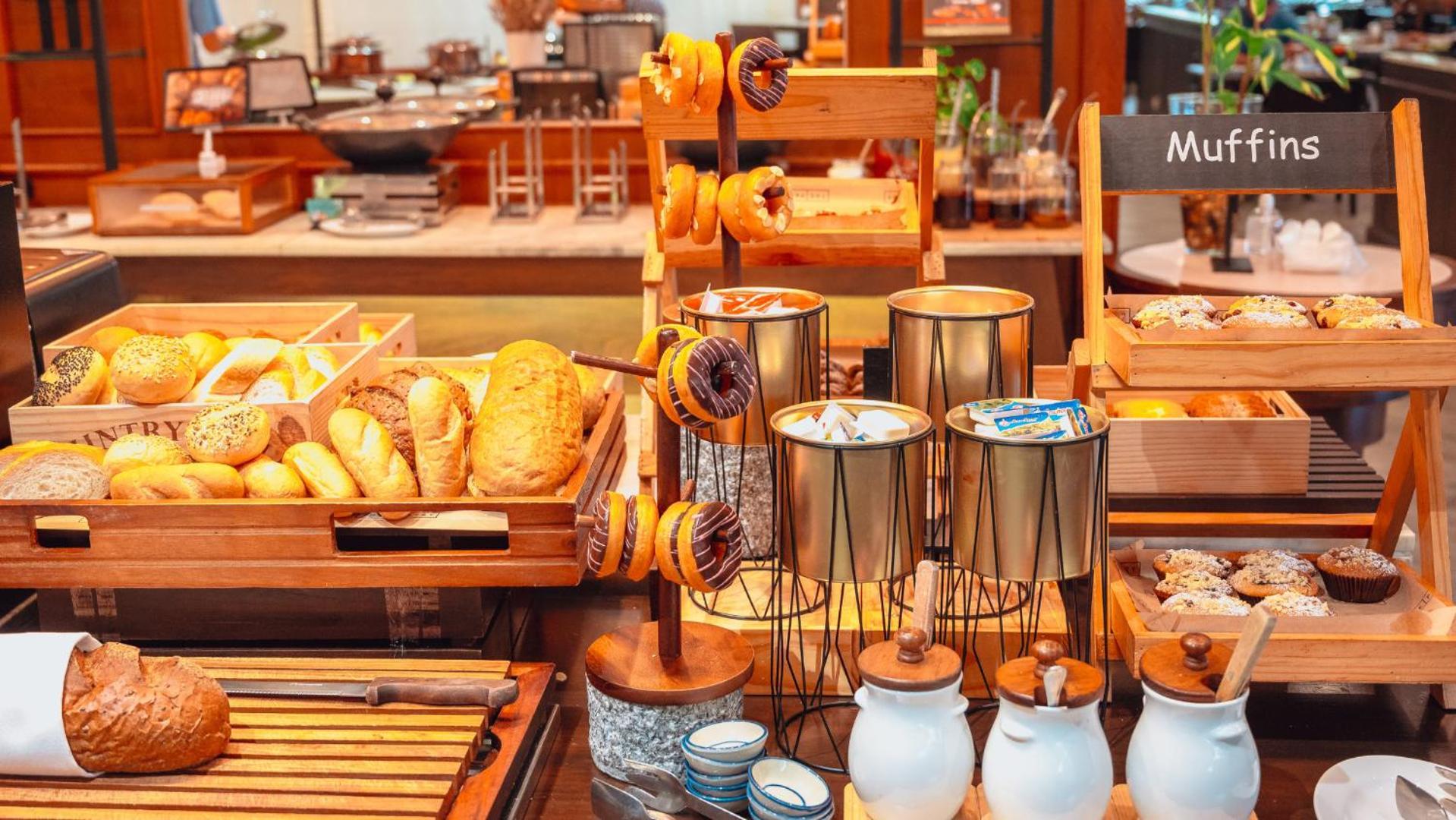 Avani Pattaya Resort Zewnętrze zdjęcie A breakfast buffet